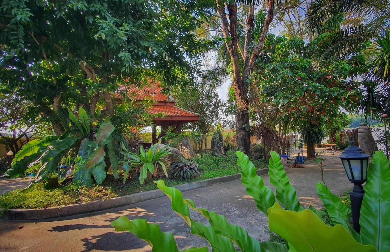 קמפהאנג פט Ruen Thai Ban Rim Nam מראה חיצוני תמונה
